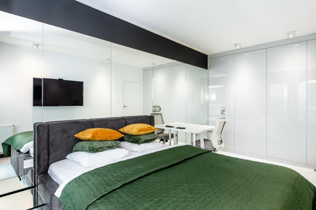 Super-apartamenty International Fair Apartment